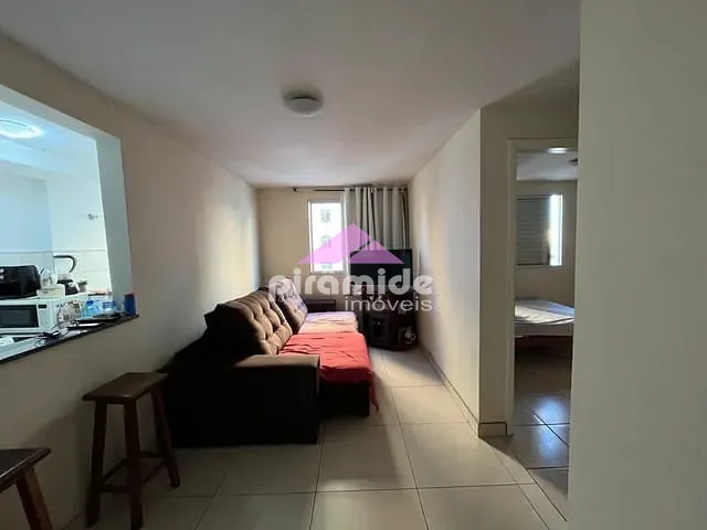 Apartamento 2 quartos e 1 banheiro, à venda, no bairro Parque Industrial em São José dos Campos