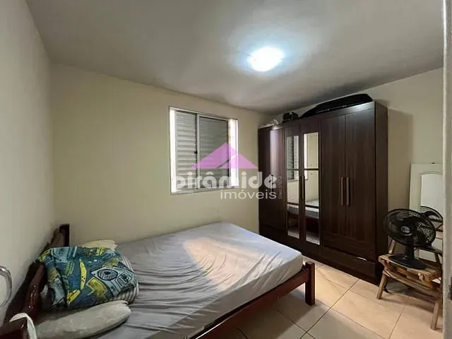 Apartamento 2 quartos e 1 banheiro, à venda, no bairro Parque Industrial em São José dos Campos