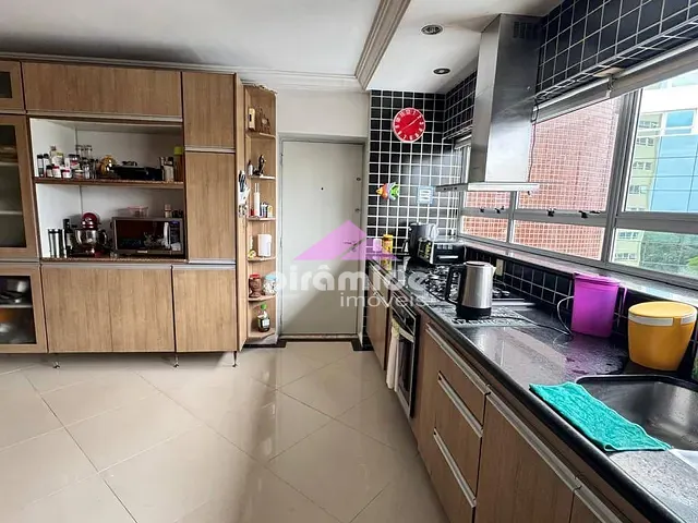 Apartamento com 228m² 4 quartos e 4 banheiros, à venda, no bairro Centro em São José dos Campos