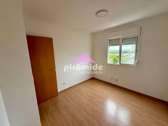 Apartamento 2 quartos e 2 banheiros, à venda, no bairro Parque Industrial em São José dos Campos