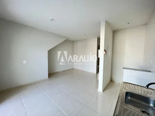 Apartamento 2 quartos e 1 banheiro, à venda, no bairro Espinheiros em Itajaí