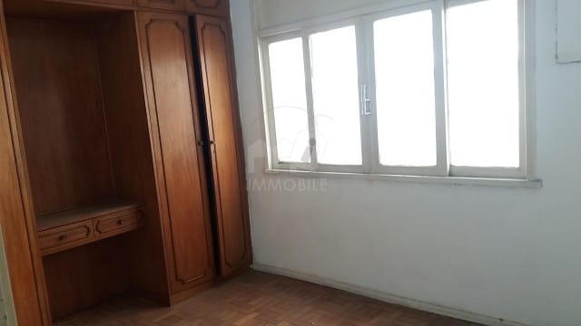 Image property