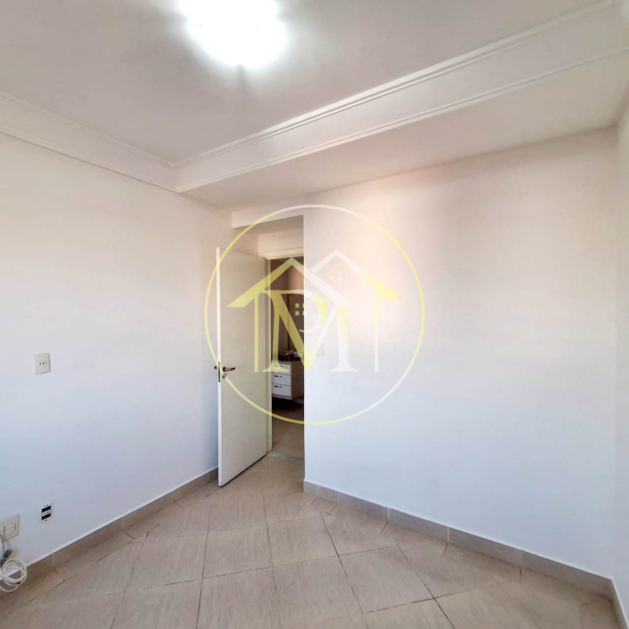Apartamento à venda com 3 quartos, 93m² - Foto 7