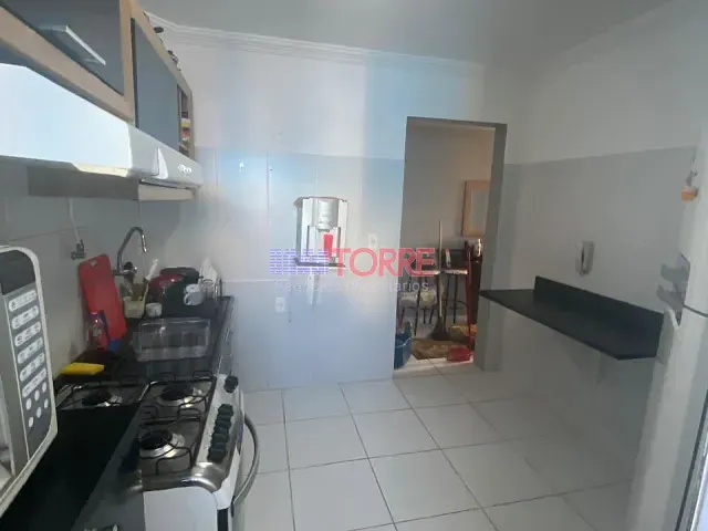 Apartamento 2 quartos e 2 banheiros, para alugar, no bairro Nossa Senhora da Vitória em Ilhéus