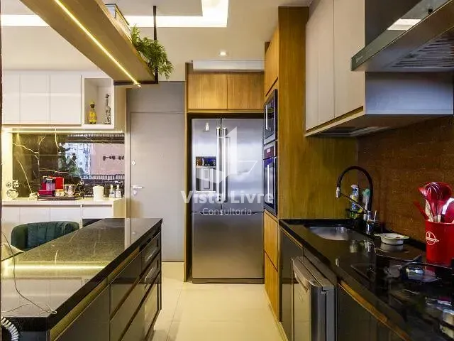 Apartamento com 93m² 2 quartos e 2 banheiros, à venda, no bairro Barra Funda em São Paulo