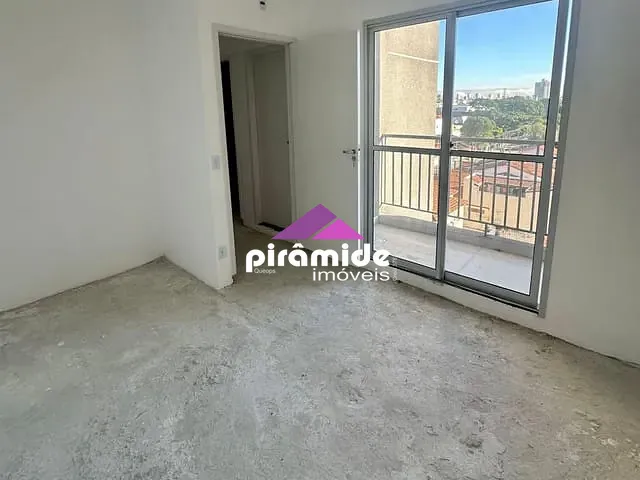 Apartamento 2 quartos e 1 banheiro, à venda, no bairro Jardim Oriente em São José dos Campos