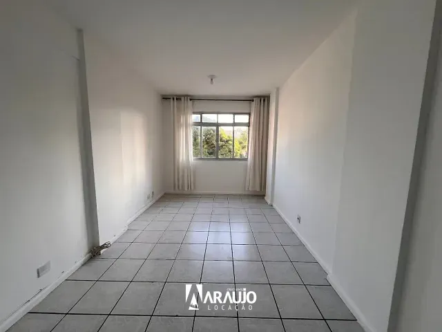 Apartamento 2 quartos e 1 banheiro, para alugar, no bairro Centro em Itajaí