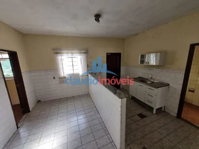 Apartamento 2 quartos e 1 banheiro, à venda, no bairro Centro em Barra Mansa
