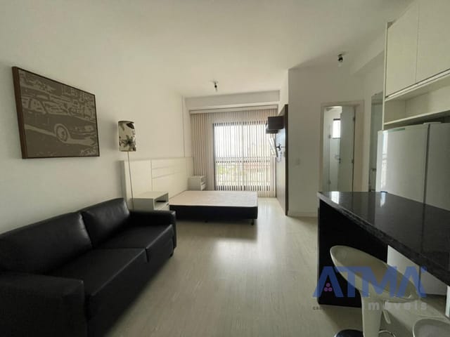 Apartamento 1 quarto e 1 banheiro, para alugar, no bairro Portão em Curitiba