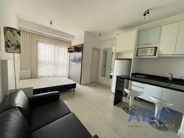 Apartamento 1 quarto e 1 banheiro, para alugar, no bairro Portão em Curitiba