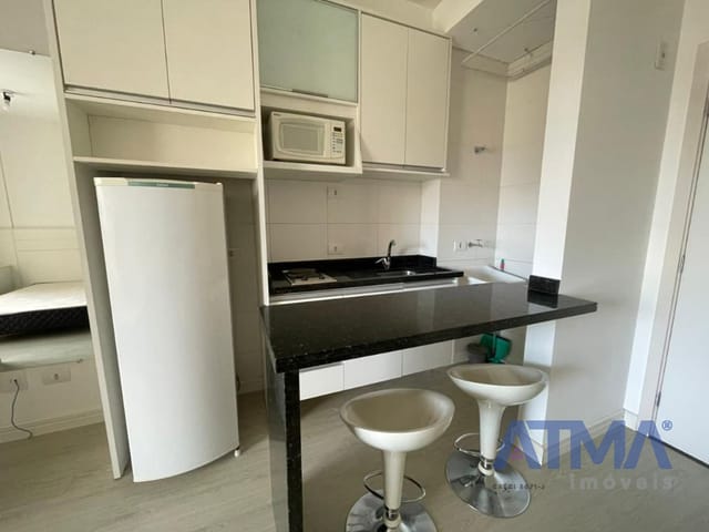 Apartamento 1 quarto e 1 banheiro, para alugar, no bairro Portão em Curitiba