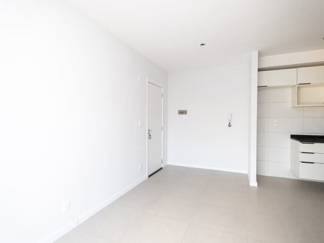 Apartamento com 65m² 2 quartos e 1 banheiro, para alugar, no bairro Areal em Pelotas