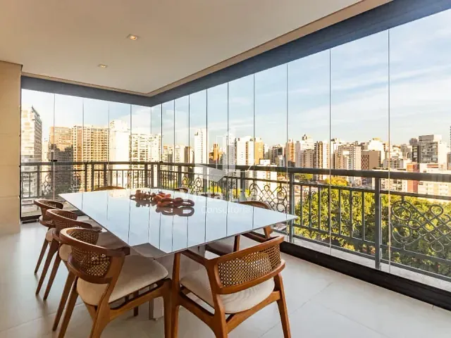 Apartamento com 275m² 3 quartos e 4 banheiros, à venda, no bairro Vila Olímpia em São Paulo