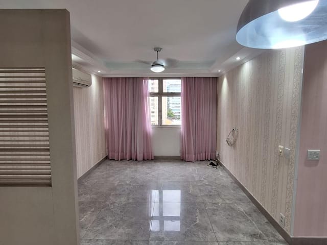 Foto do Apartamento - IMPERDÍVEL...R. LOPES TROVÃO PRX PRAIA (2 QUARTOS SUITE GARAGEM) | ABIDON NAZARETH IMÓVEIS