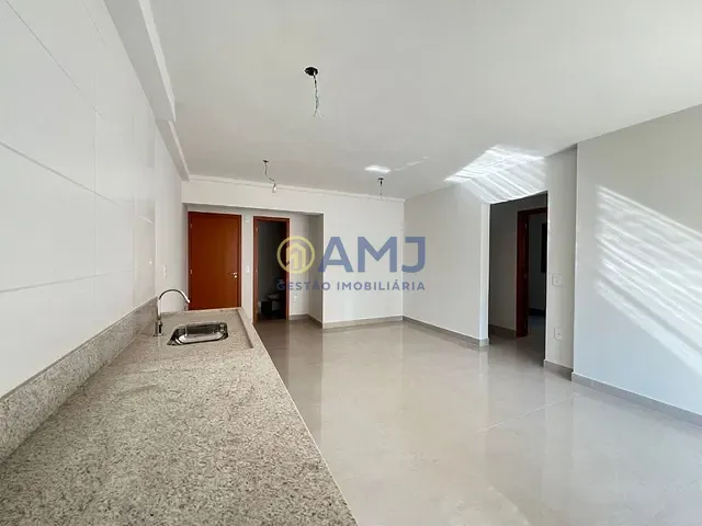 Apartamento 3 quartos e 2 banheiros, à venda, no bairro Setor Bueno em Goiânia