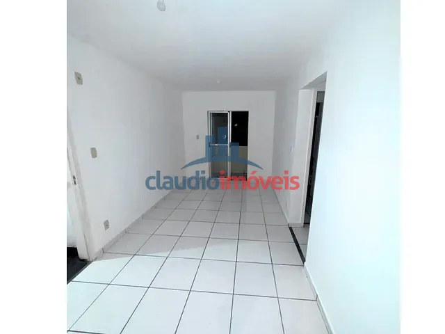 Apartamento 2 quartos e 2 banheiros, para alugar, no bairro Roma em Volta Redonda