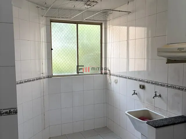 Apartamento 3 quartos e 2 banheiros, à venda, no bairro Cláudia em Londrina