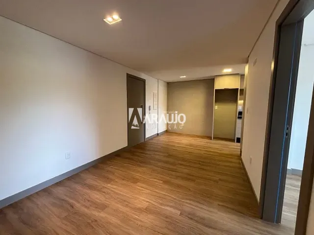Apartamento 2 quartos e 1 banheiro, para alugar, no bairro Praia Brava de Itajaí em Itajaí
