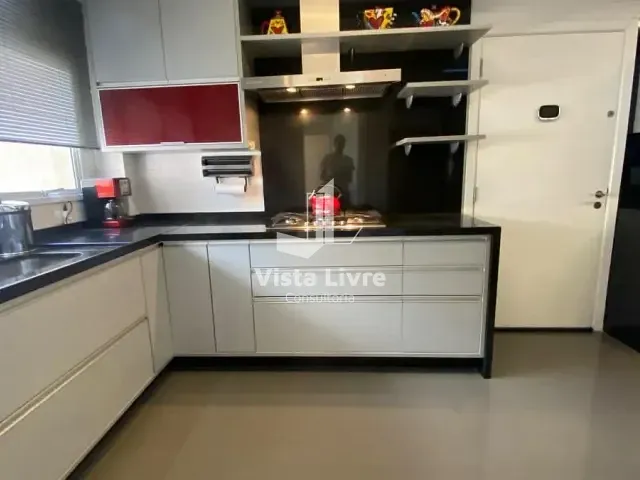 Apartamento com 206m² 3 quartos e 4 banheiros, à venda, no bairro Vila Romana em São Paulo