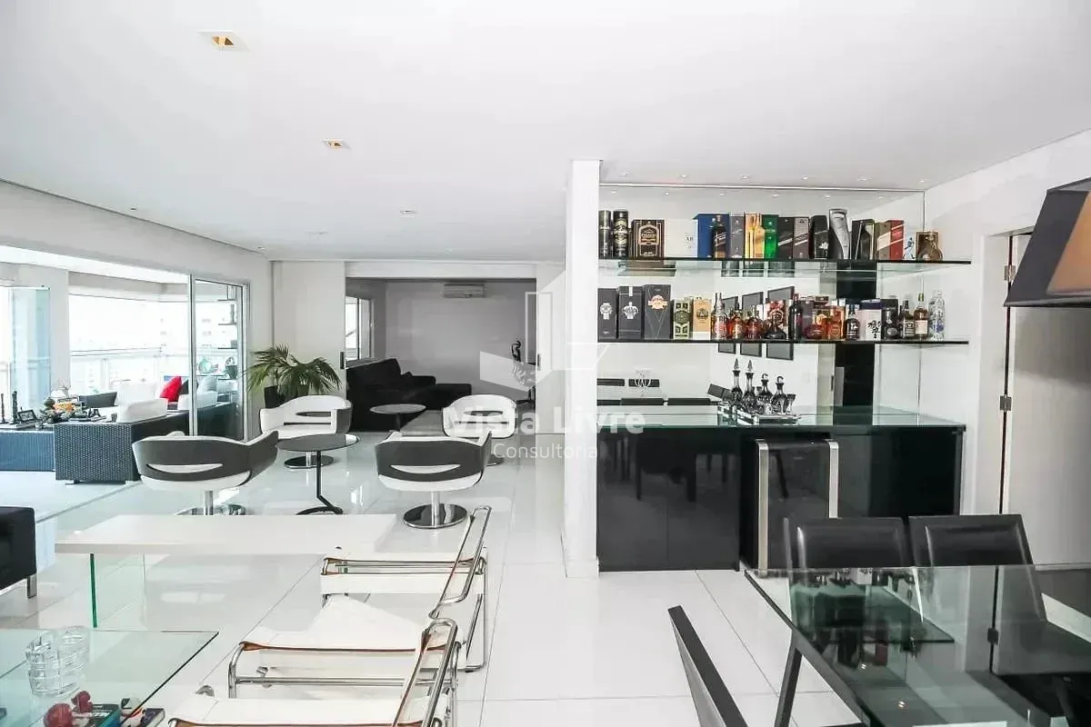 Apartamento, 3 quartos, 206 m² - Foto 2
