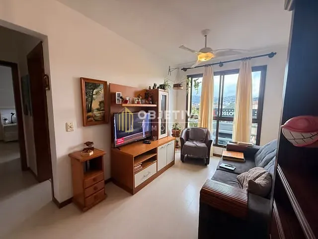 Apartamento com 93m² 2 quartos e 1 banheiro, à venda, no bairro Partenon em Porto Alegre