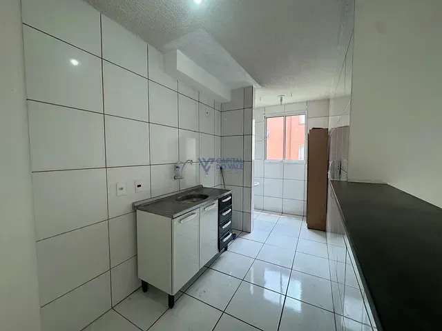 Apartamento 2 quartos e 1 banheiro, à venda, no bairro Jardim das Indústrias em São José dos Campos