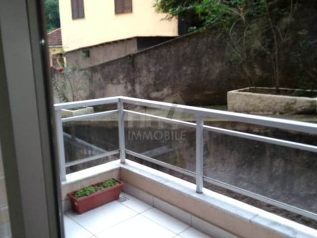 Apartamento à venda, no bairro Bingen em Petrópolis