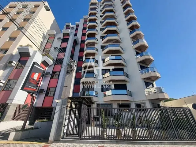 Apartamento com 138m² 3 quartos e 4 banheiros, à venda, no bairro Centro em Taubaté