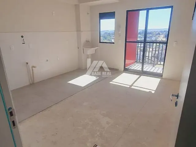 Apartamento 2 quartos e 1 banheiro, à venda, no bairro Batel em Guarapuava