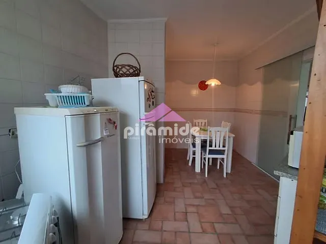 Apartamento 3 quartos e 4 banheiros, para alugar, no bairro Portal do Tabatinga em Caraguatatuba