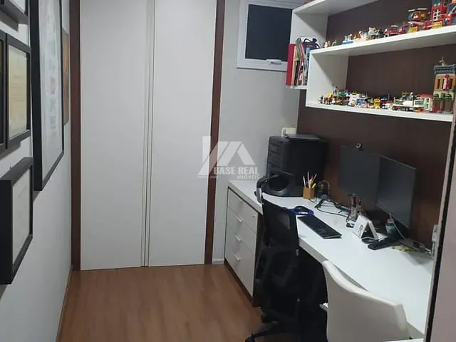 Apartamento 3 quartos e 2 banheiros, à venda, no bairro Centro em Ponta Grossa