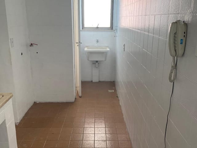 Apartamento 2 quartos e 1 banheiro, para alugar, no bairro Centro em Campos dos Goytacazes