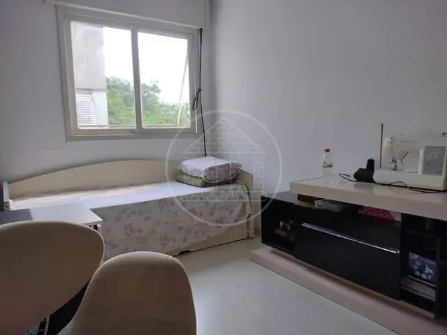 Apartamento 2 quartos e 1 banheiro, à venda, no bairro Vila Campo Grande em São Paulo