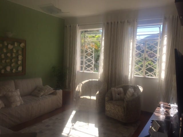Apartamento à venda, no bairro Quitandinha em Petrópolis