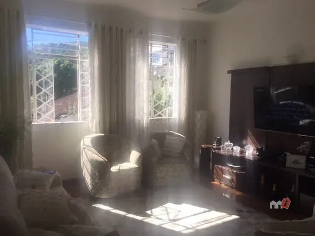 Apartamento à venda, no bairro Quitandinha em Petrópolis