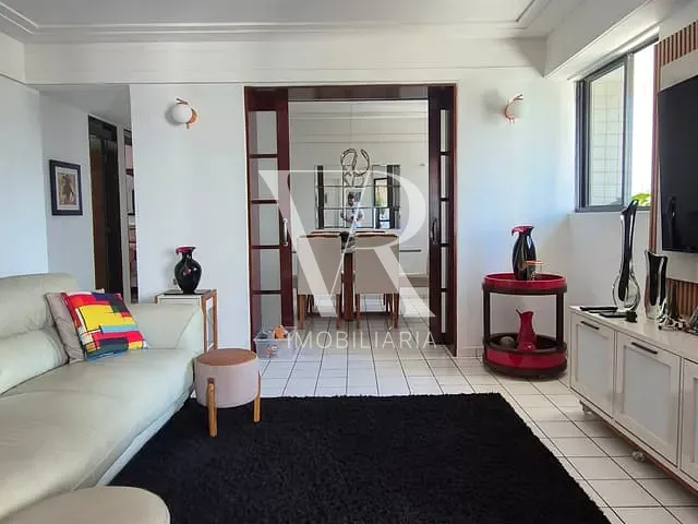 Apartamento 2 quartos e 2 banheiros, à venda, no bairro Tambaú em João Pessoa