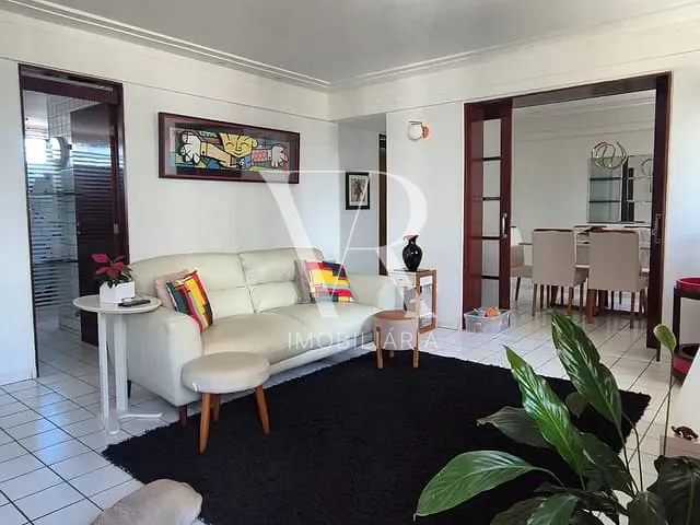 Apartamento 2 quartos e 2 banheiros, à venda, no bairro Tambaú em João Pessoa