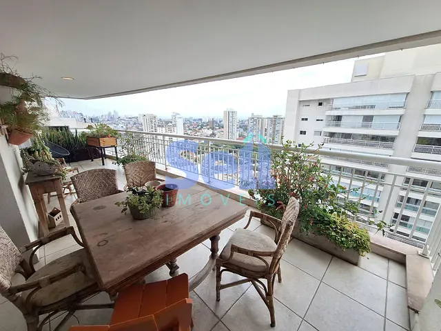 Apartamento 3 quartos e 4 banheiros, à venda, no bairro Vila Romana em São Paulo