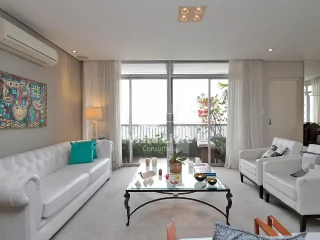 Apartamento com 210m² 3 quartos e 2 banheiros, à venda, no bairro Santa Cecília em São Paulo