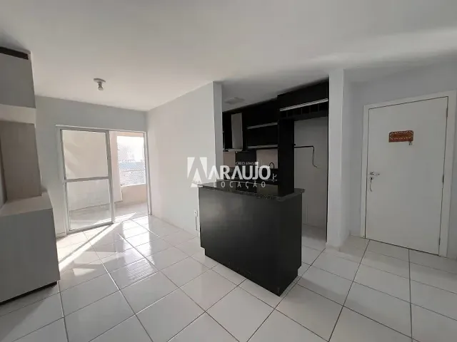 Apartamento 2 quartos e 1 banheiro, para alugar, no bairro Espinheiros em Itajaí