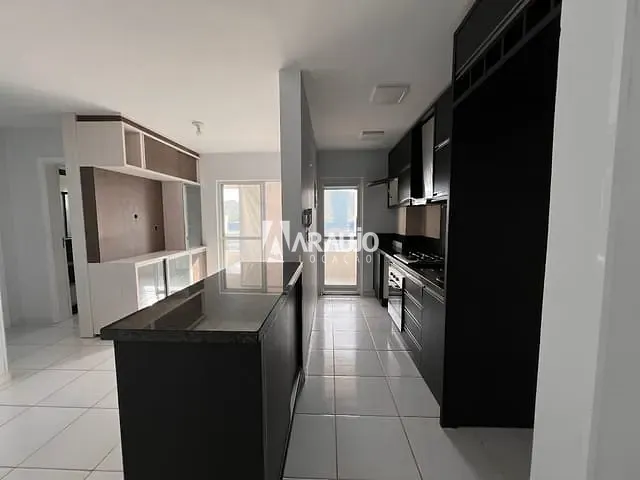 Apartamento 2 quartos e 1 banheiro, para alugar, no bairro Espinheiros em Itajaí