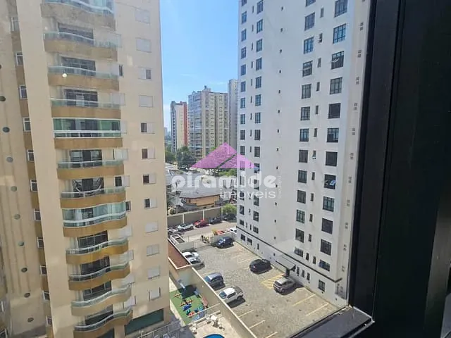Apartamento com 50m² 1 quarto e 1 banheiro, para alugar, no bairro Jardim Aquárius em São José dos Campos