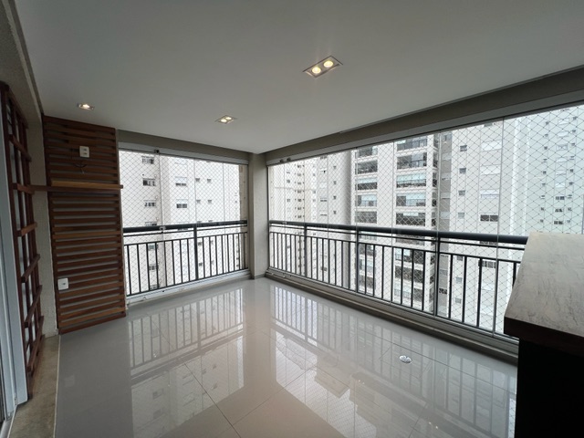Foto do Apartamento - 🌇 Amplitude, Requinte e Localização: 134m² no Collori com Sacada Gourmet e 2 Vagas de Garagem! 🌟 | Organização Imobiliária Açores