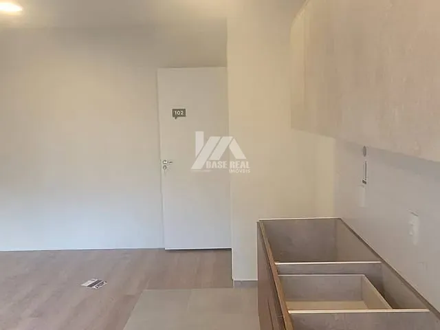 Apartamento 2 quartos e 2 banheiros, à venda, no bairro Batel em Guarapuava