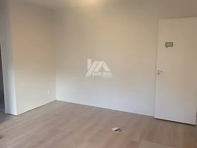 Apartamento 2 quartos e 2 banheiros, à venda, no bairro Batel em Guarapuava