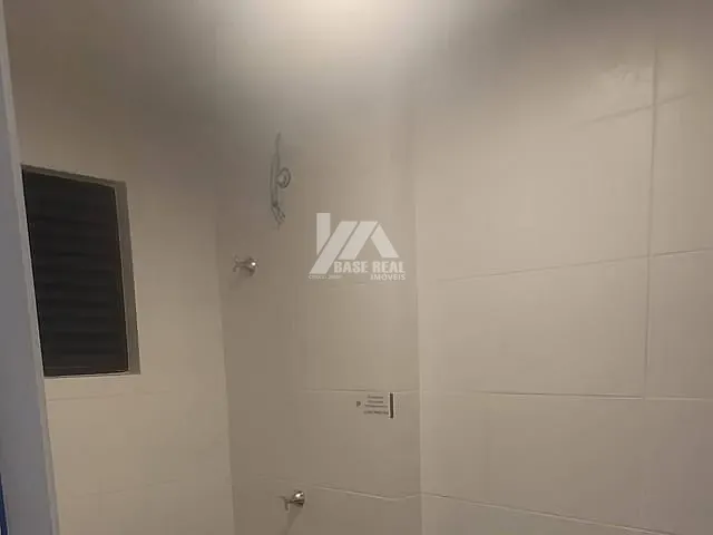 Apartamento 2 quartos e 2 banheiros, à venda, no bairro Batel em Guarapuava