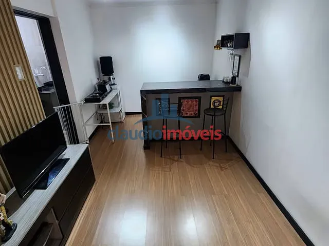 Apartamento 1 quarto e 1 banheiro, à venda, no bairro Centro em Barra Mansa