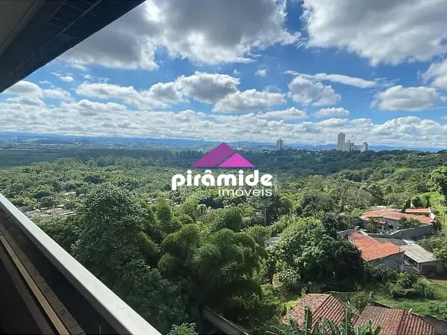 Apartamento com 170m² 4 quartos e 2 banheiros, à venda, no bairro Centro em São José dos Campos