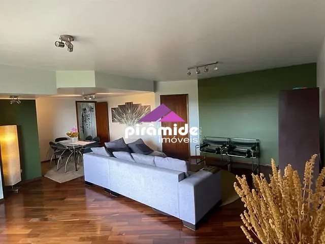 Apartamento com 170m² 4 quartos e 2 banheiros, à venda, no bairro Centro em São José dos Campos