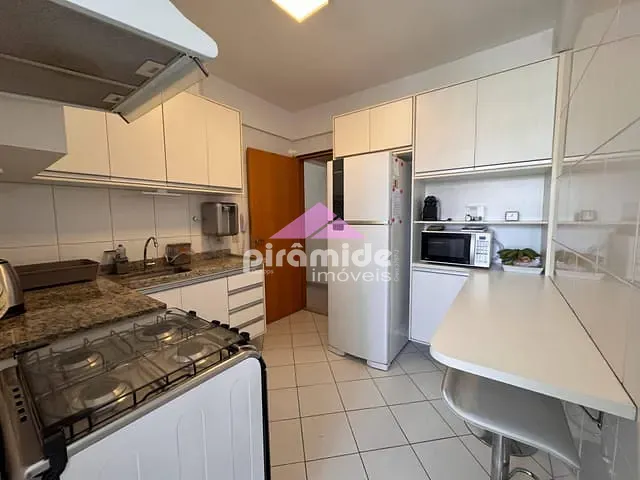 Apartamento 2 quartos e 2 banheiros, à venda, no bairro Vila Adyana em São José dos Campos